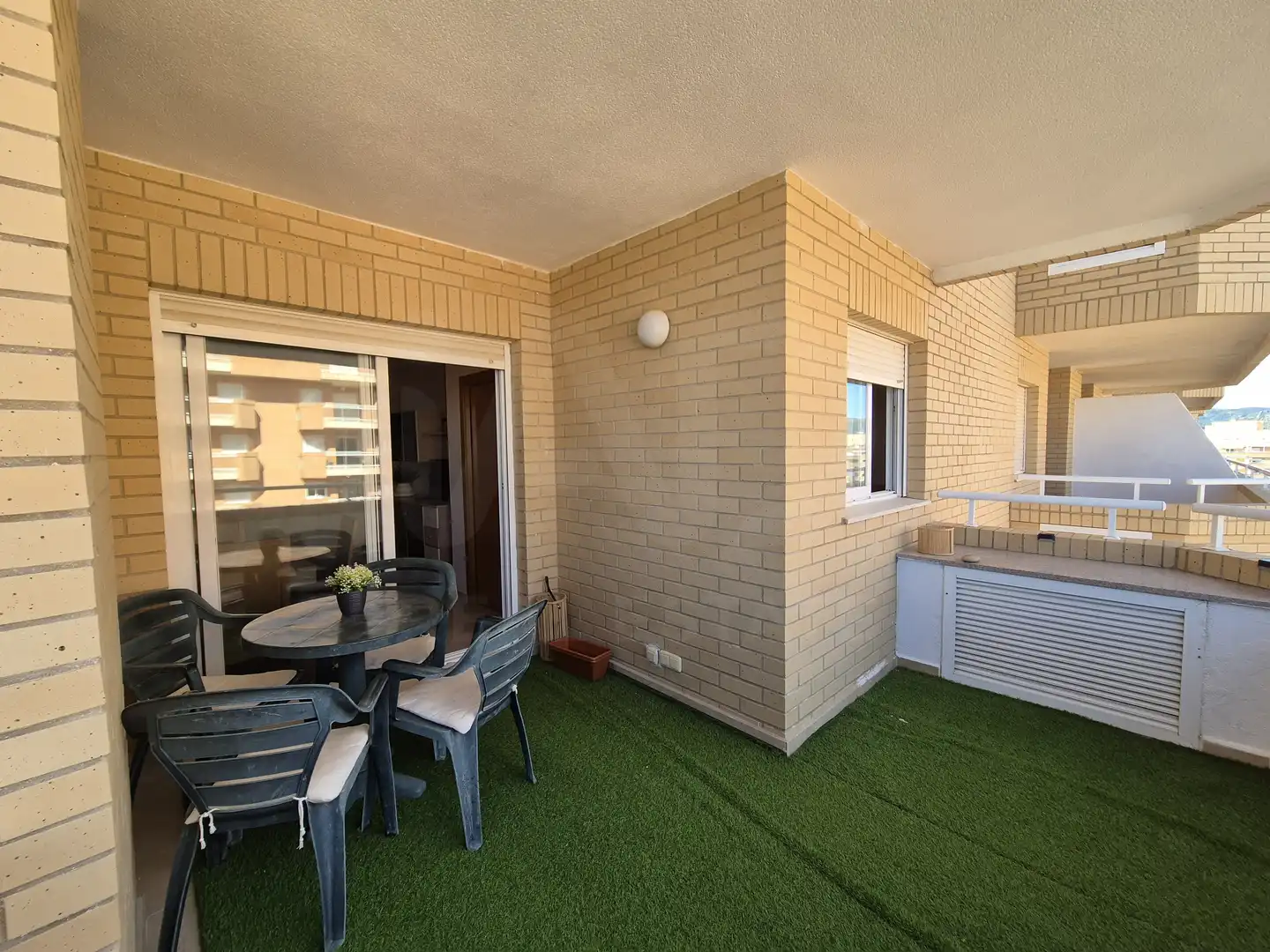 Balcony of Flat for sale in Oropesa del Mar / Orpesa  with Air Conditioner, Terrace and Swimming Pool