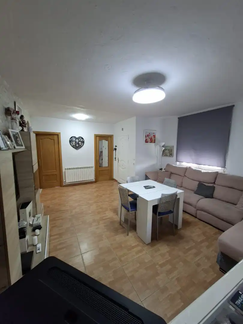 Sala de estar de Casa o chalet en venta en Ugena con Aire acondicionado, Calefacción y Jardín privado