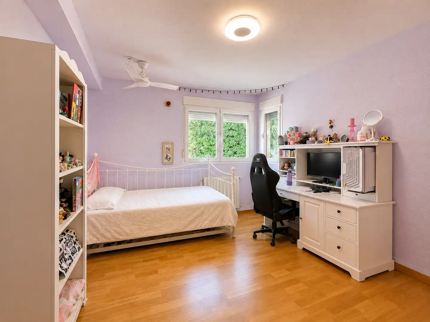 Habitación de Casa adosada en venta en Torrelodones con Piscina comunitaria