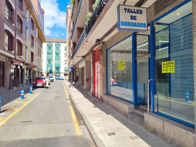 Local comercial en Alquiler en Artecalle Kalea en Las Arenas