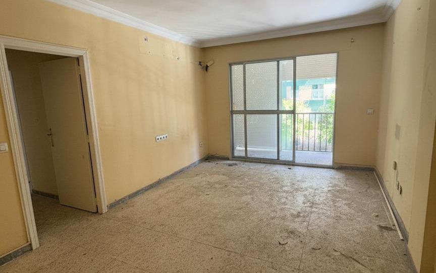 Photo 1 of Flat for sale in Calle Nescania, 8, Juan XXIII - Rochelambert, Sevilla