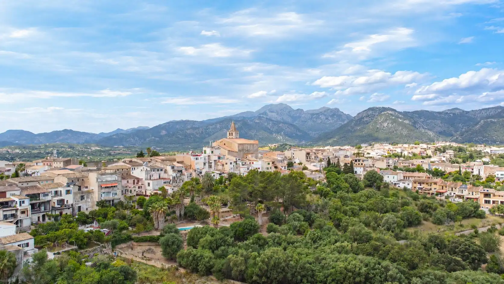 Vista exterior de Casa o xalet de lloguer en Campanet amb Aire condicionat, Calefacció i Terrassa