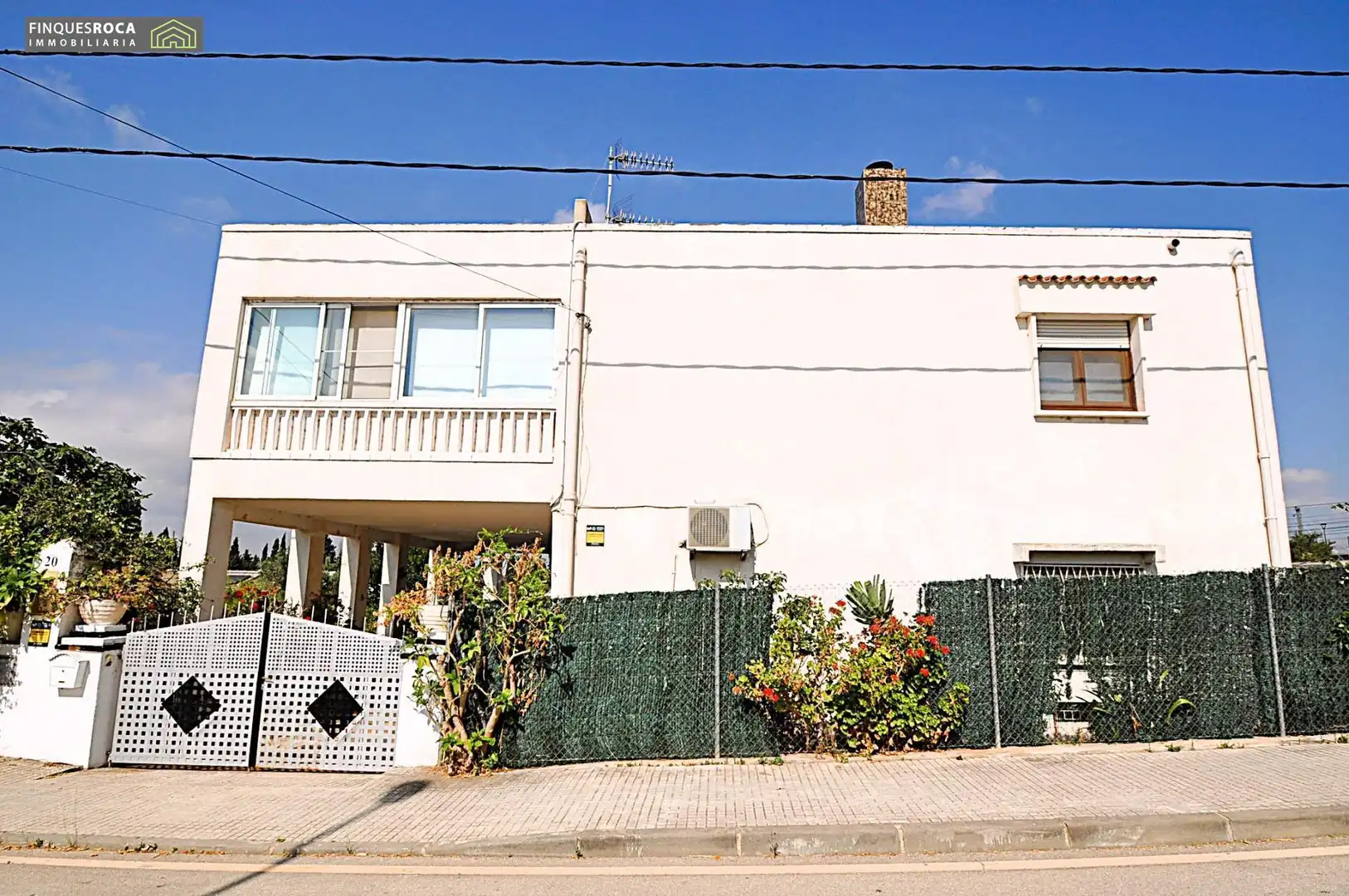 Vista exterior de Casa o chalet en venta en L'Aldea con Aire acondicionado, Calefacción y Jardín privado