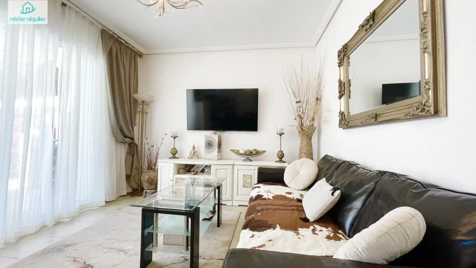 Sala d'estar de Casa o xalet de lloguer en El Campello amb Aire condicionat, Calefacció i Jardí privat