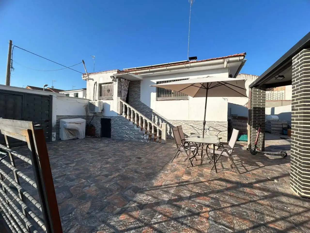 Xalet amb piscina en venda a Calle Guadalajara, imagen 2