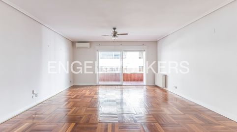 Photo 3 of Flat for sale in Calle del Marqués del Riscal, Almagro, Madrid Capital