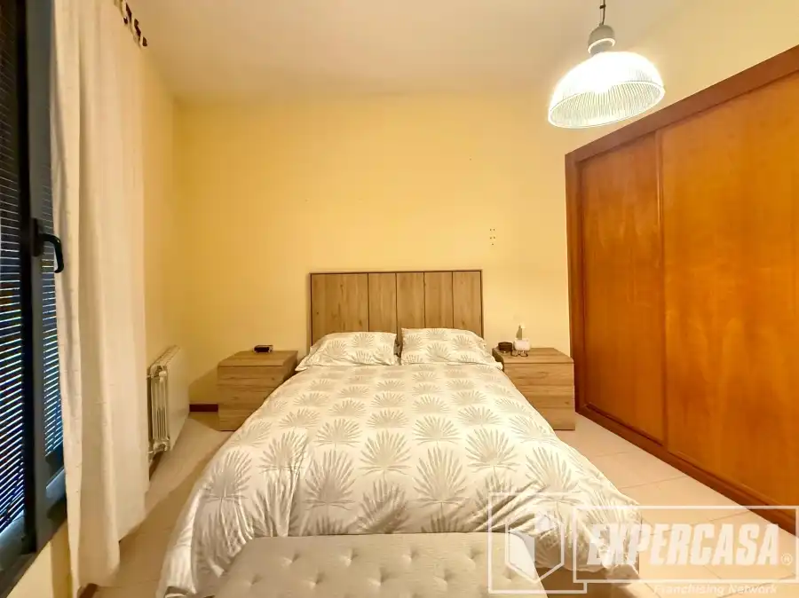 Bedroom of Houses for sale in Llíria  with Air Conditioner, Terrace and Storage room