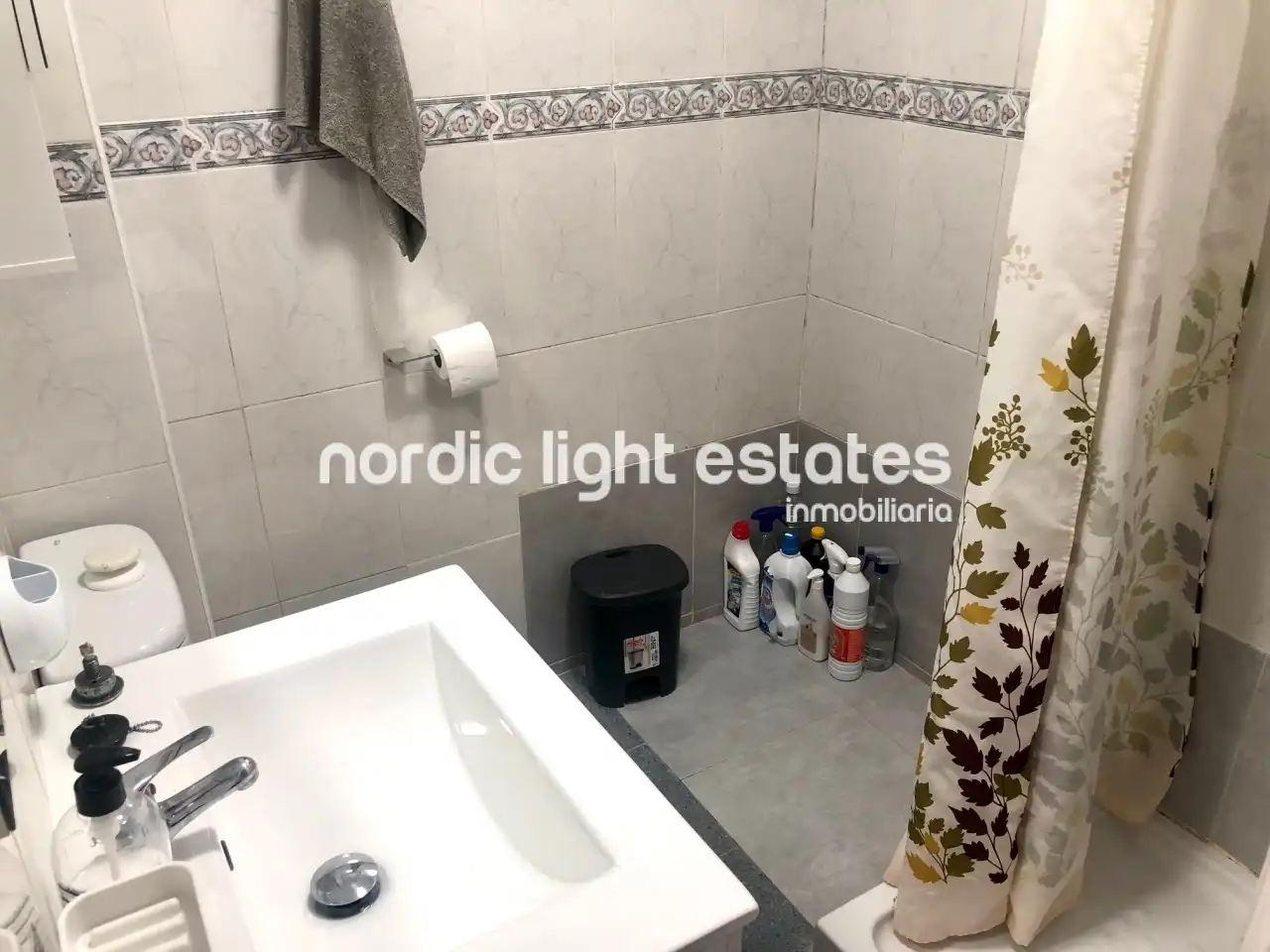 Flat for rent in Nerja  with Air Conditioner and Terrace
