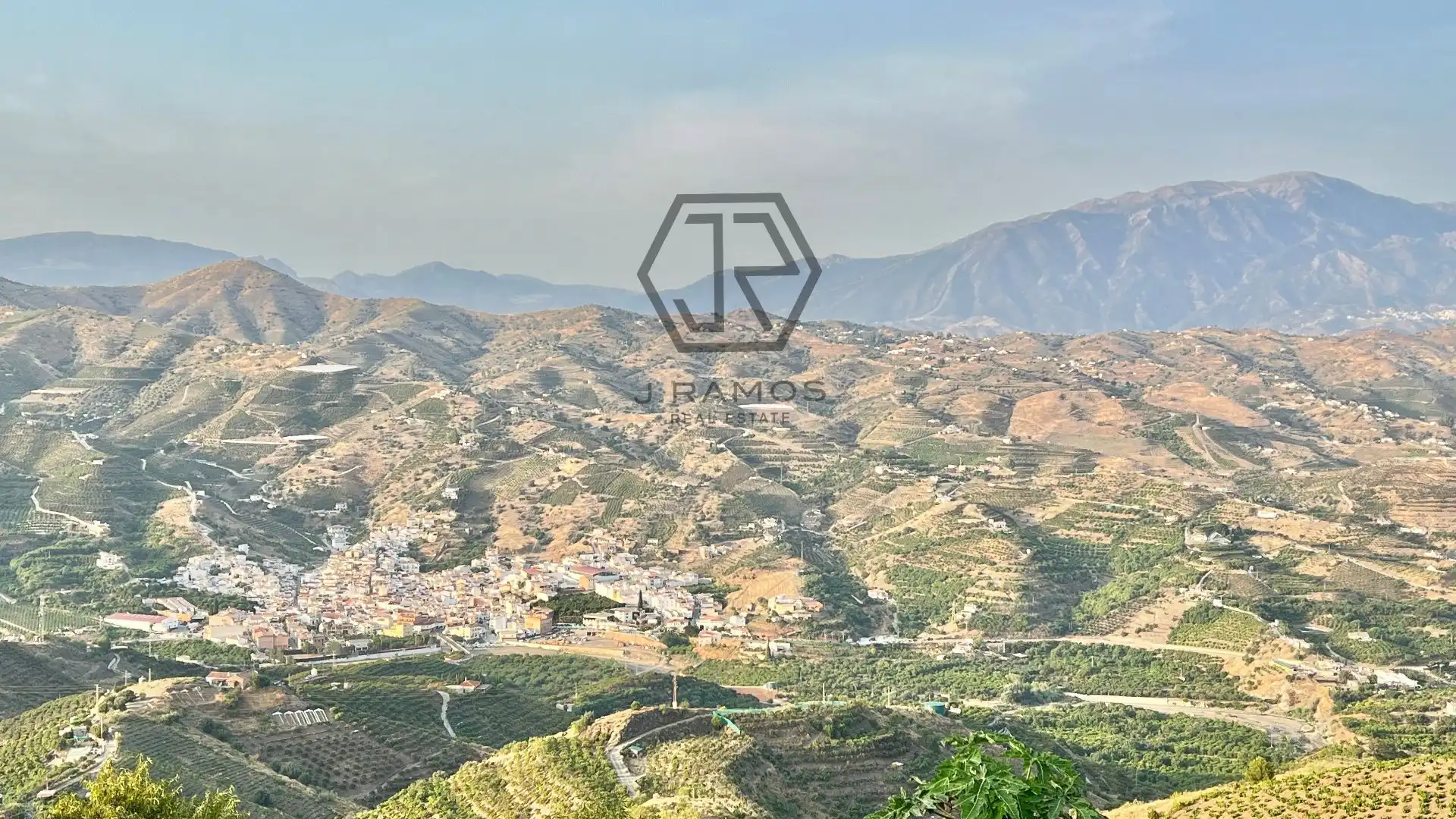 Houses for rent in de la axarquia, Almáchar