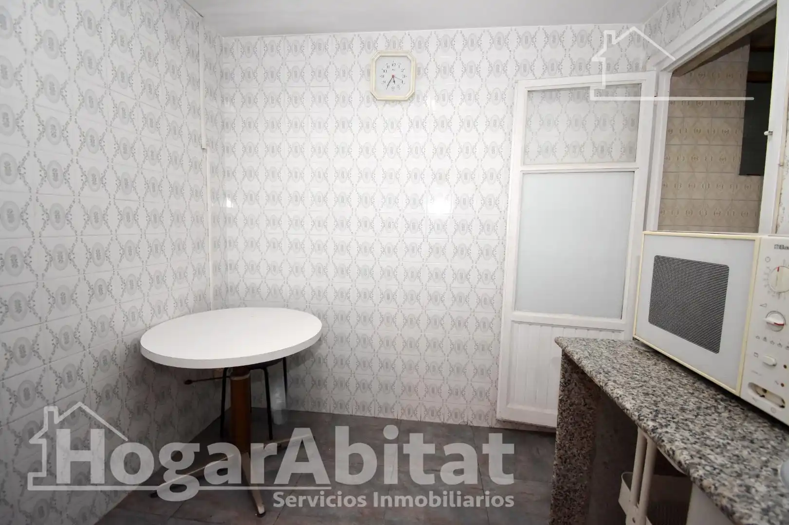 Cocina de Piso en venta en Camí Reial 