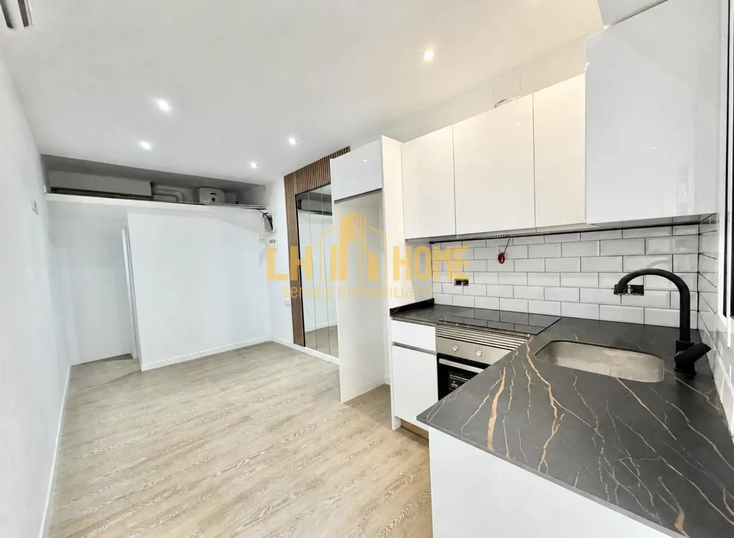 Cocina de Loft en venta en Barcelona con Aire acondicionado y Parquet