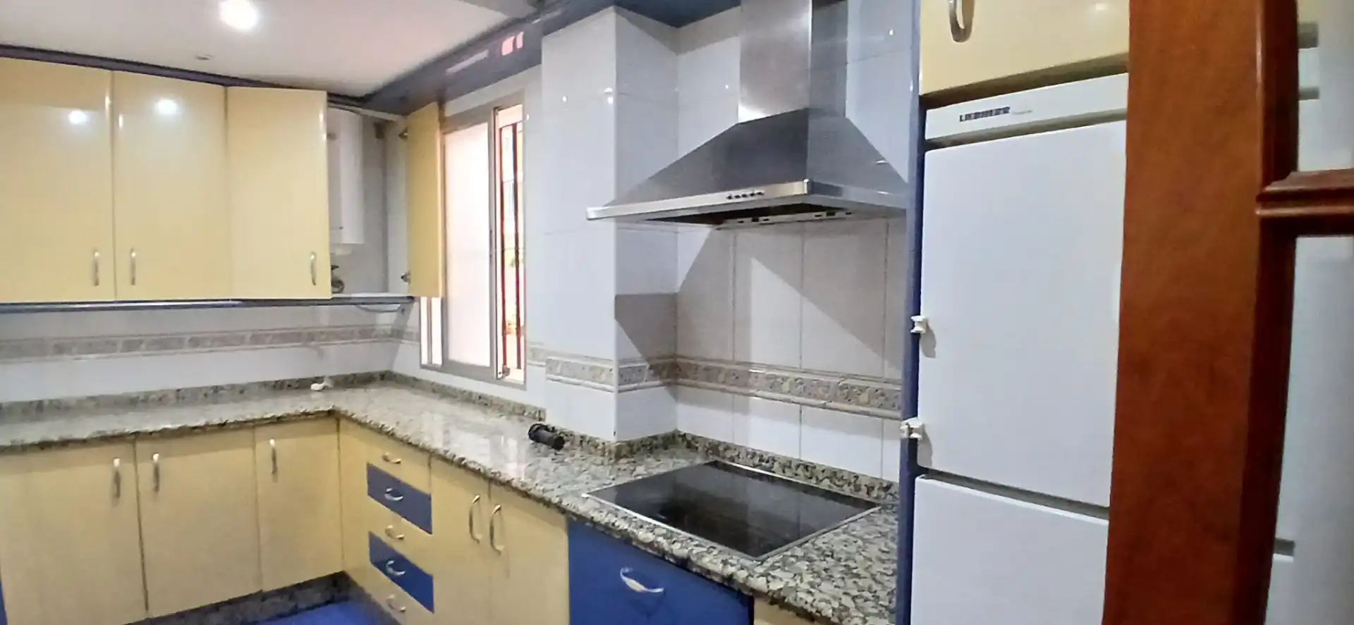 Flat with lift for sale in Calle Eva Cervantes, imagen 4