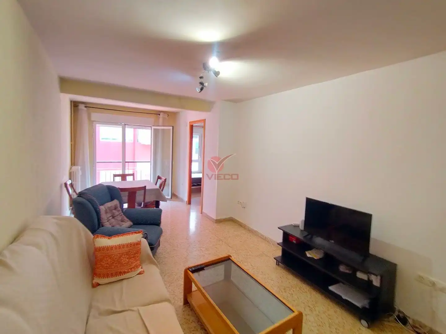 Sala de estar de Piso de alquiler en Cuenca con Calefacción, Terraza y Amueblado