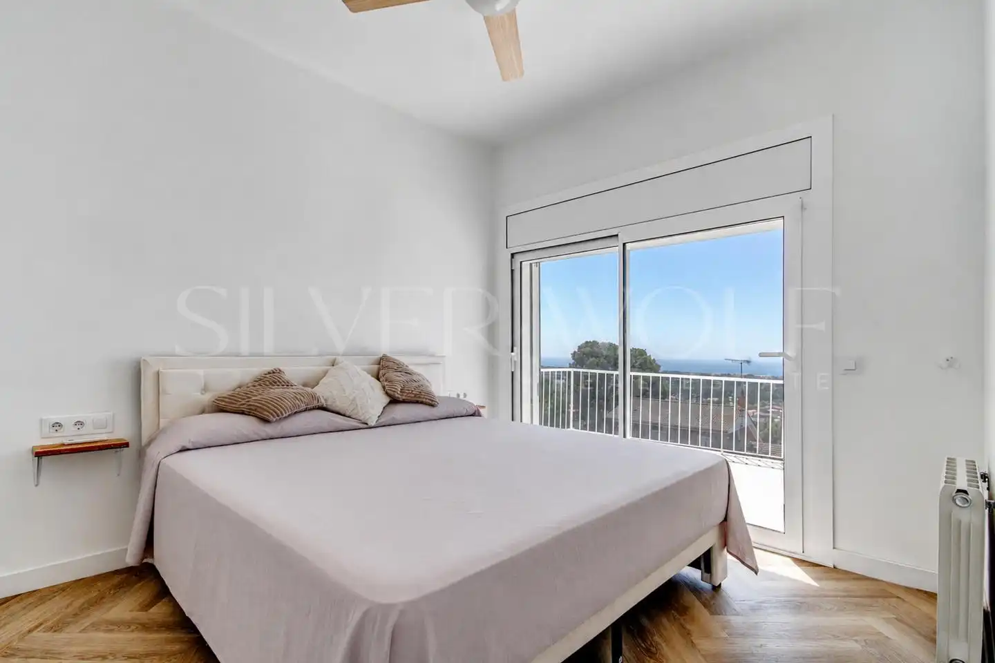 Habitación de Casa o chalet en venta en Castelldefels con Calefacción, Jardín privado y Terraza