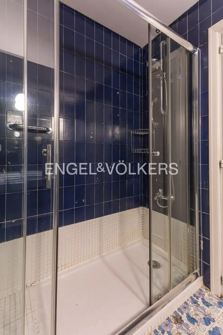 Bathroom of Flat for rent in Chamartín
