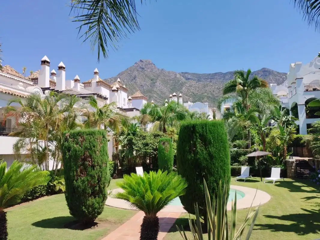 Garden of Flat for sale in Marbella  with Air Conditioner, Heating and Private garden