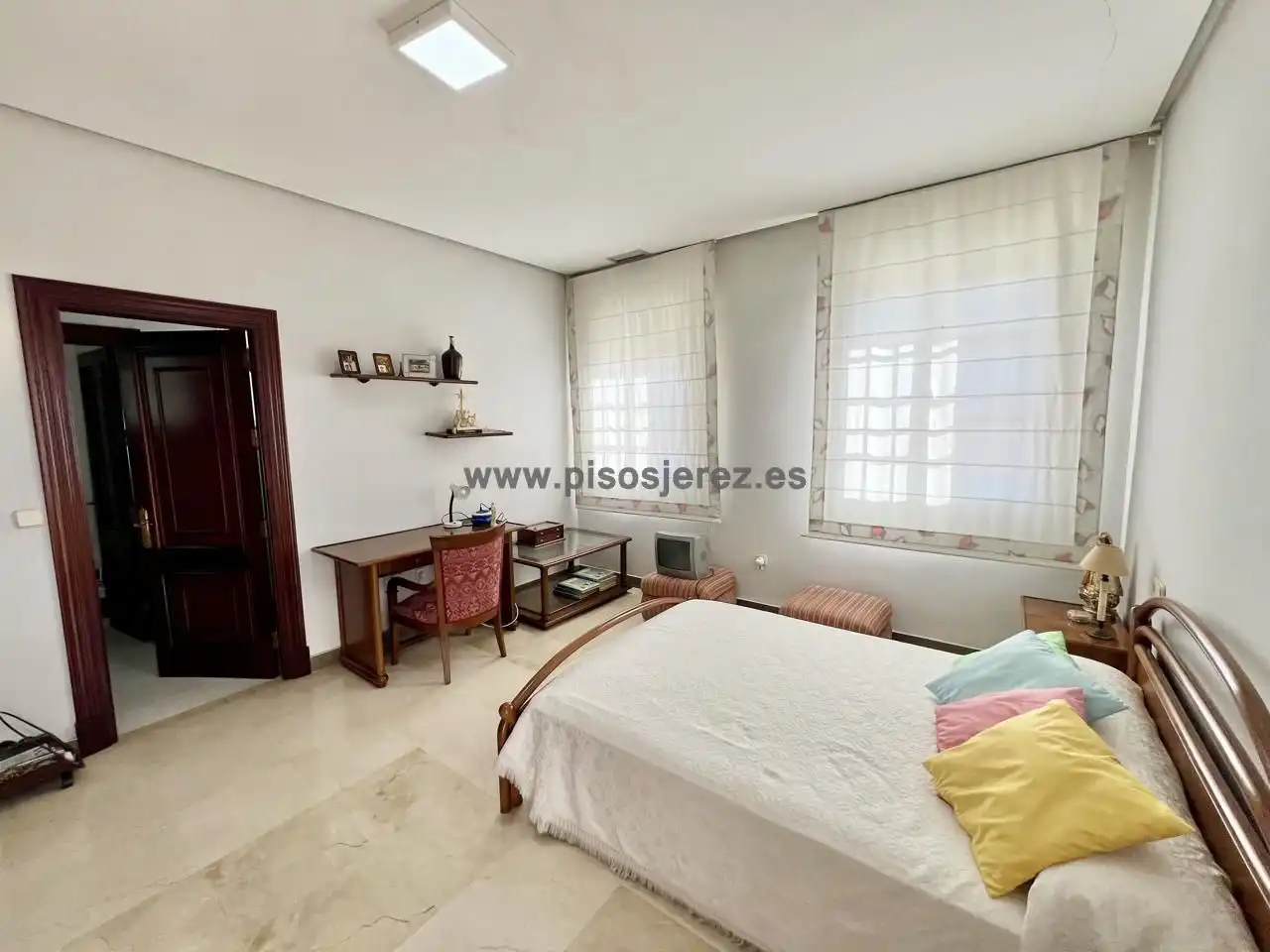 Bedroom of Houses for sale in Jerez de la Frontera