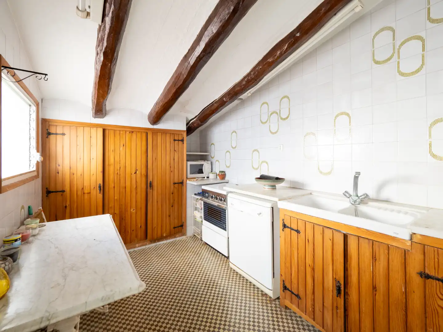Cocina de Casa o chalet en venta en Torrelles de Foix con Jardín privado, Terraza y Amueblado