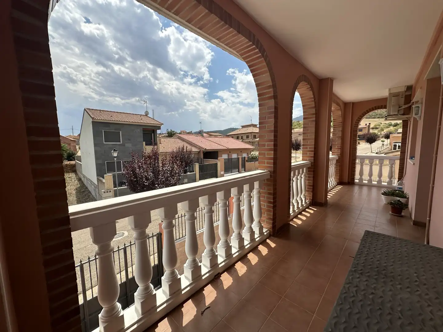 Vista exterior de Casa o chalet en venta en Almonacid de la Sierra con Aire acondicionado, Calefacción y Terraza
