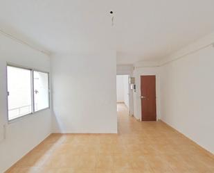 Flat for sale in Badalona  with Heating and Washing machine