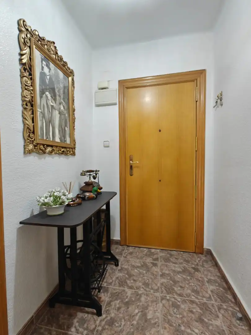 Wohnung zum Verkauf in Mislata mit Klimaanlage, Möbliert und Balkon