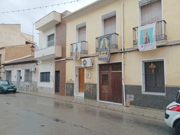 Maison mitoyenne avec balcon à vendre à Catral