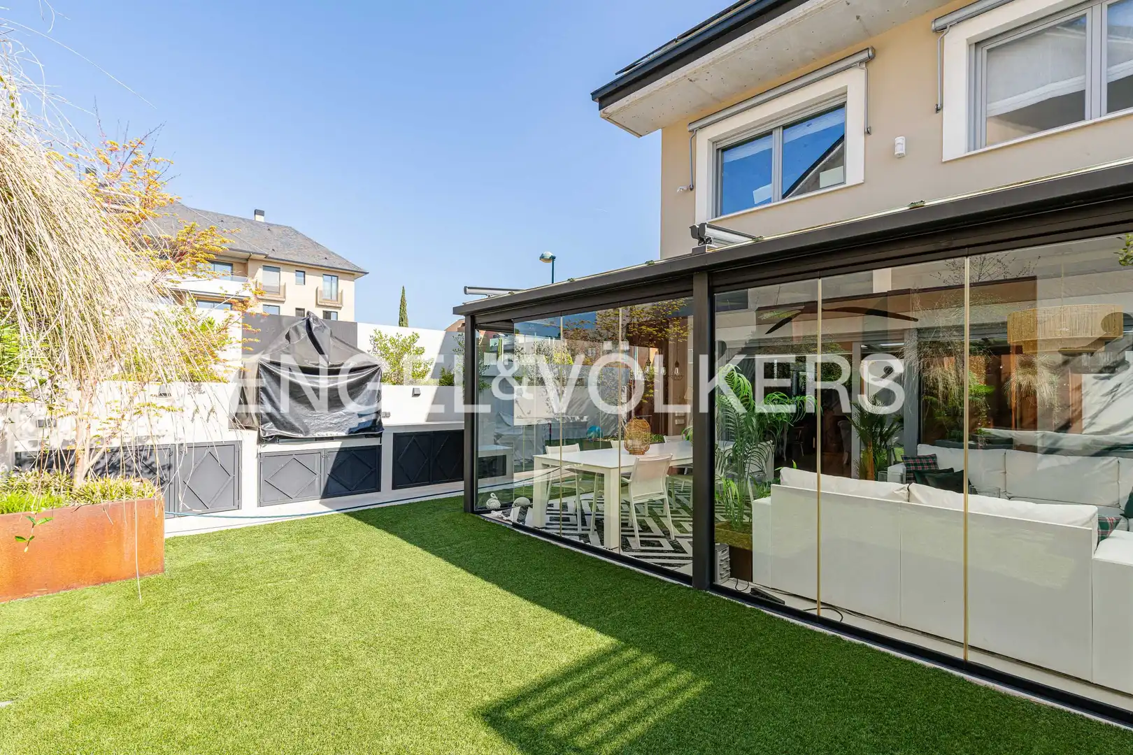 Terraza de Casa adosada en venta en Pozuelo de Alarcón con Aire acondicionado, Calefacción y Jardín privado