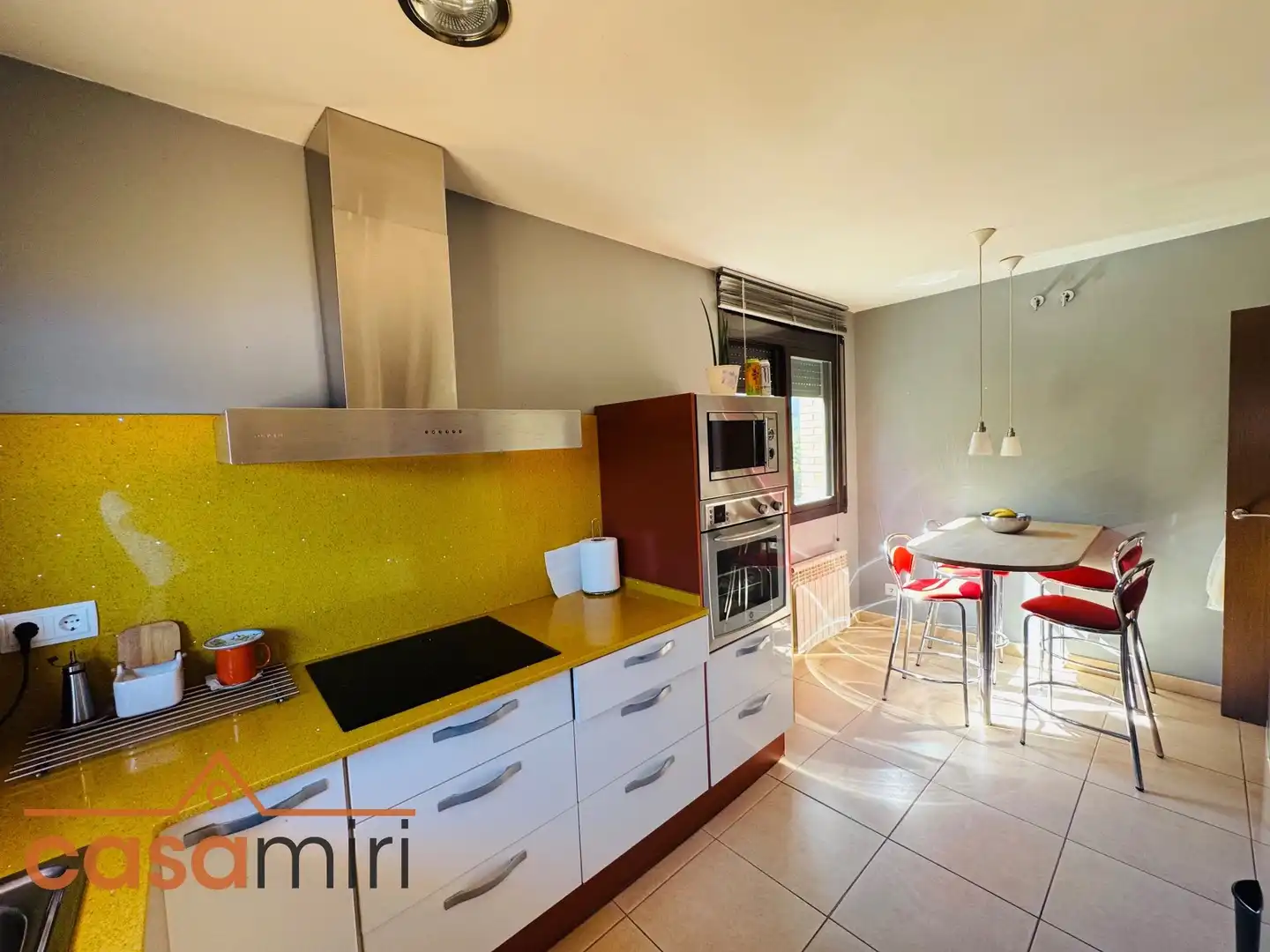 Cocina de Casa o chalet en venta en Sant Cebrià de Vallalta con Aire acondicionado, Calefacción y Jardín privado