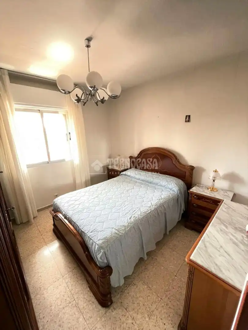 Schlafzimmer von Wohnung zum Verkauf in Madrid