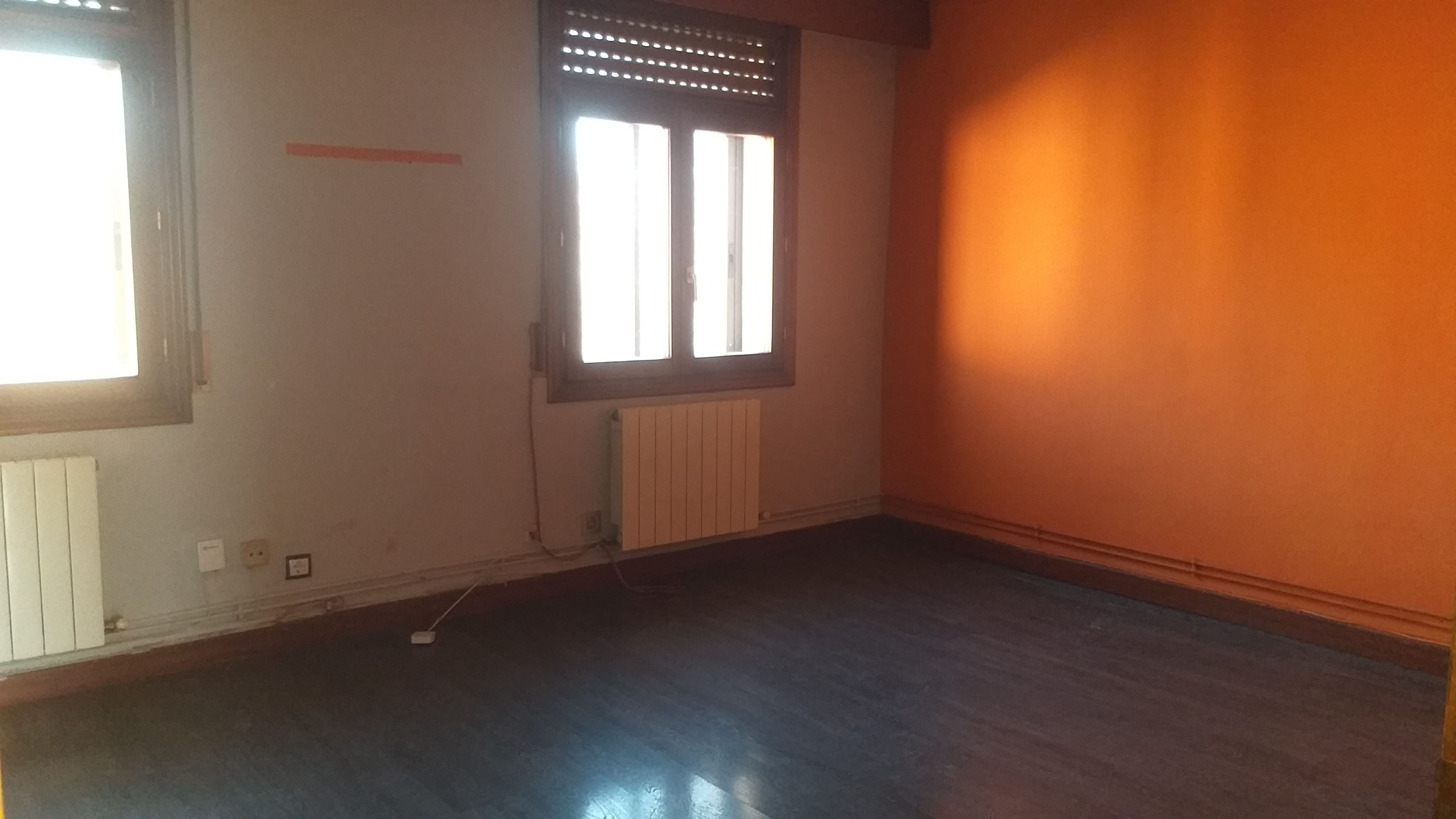 Bedroom of Flat for sale in Barakaldo 