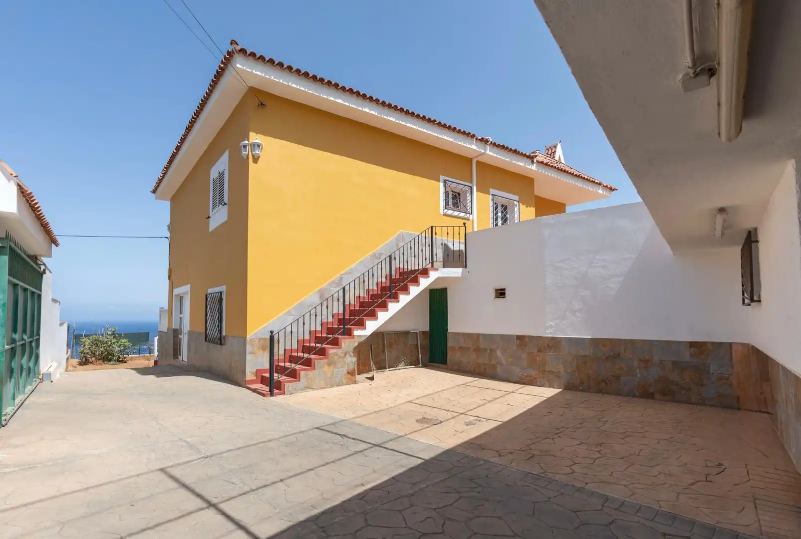 Vista exterior de Casa o chalet en venta en Candelaria con Jardín privado, Terraza y Trastero