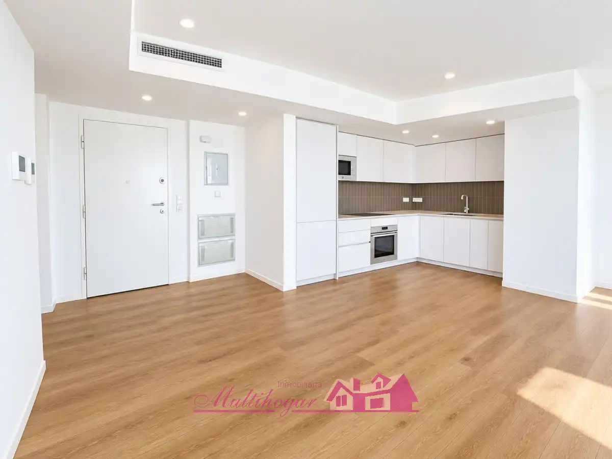 Apartment with pool for sale in Carrer de Carles Roman Ferrer 27, imagen 4