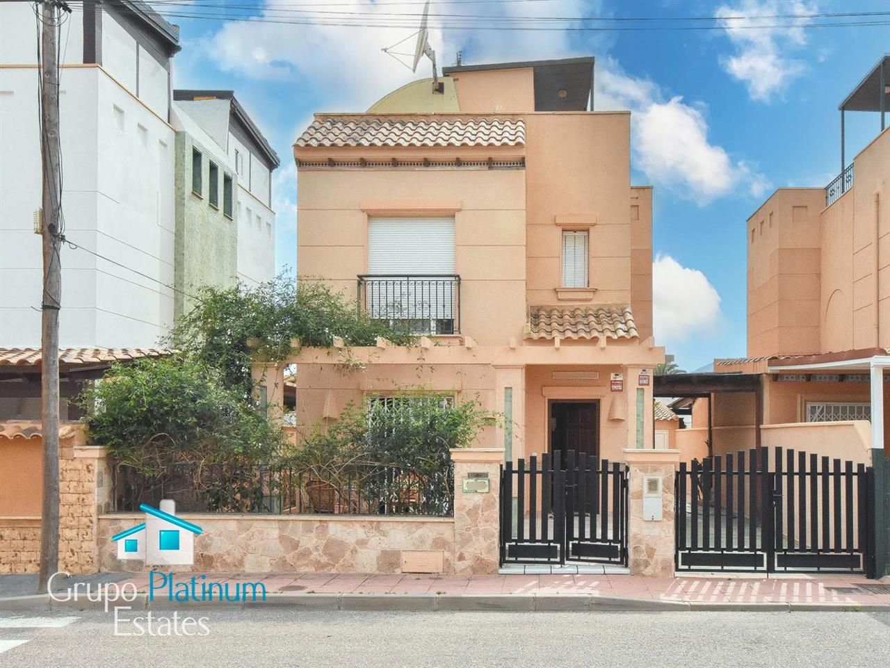 Exterior view of House or chalet for sale in Pulpí  with Air Conditioner, Private garden and Furnished