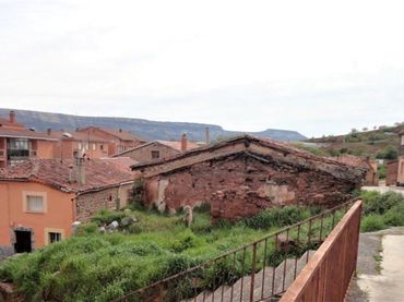 Terreno residenziale in vendita a Salas de los Infantes