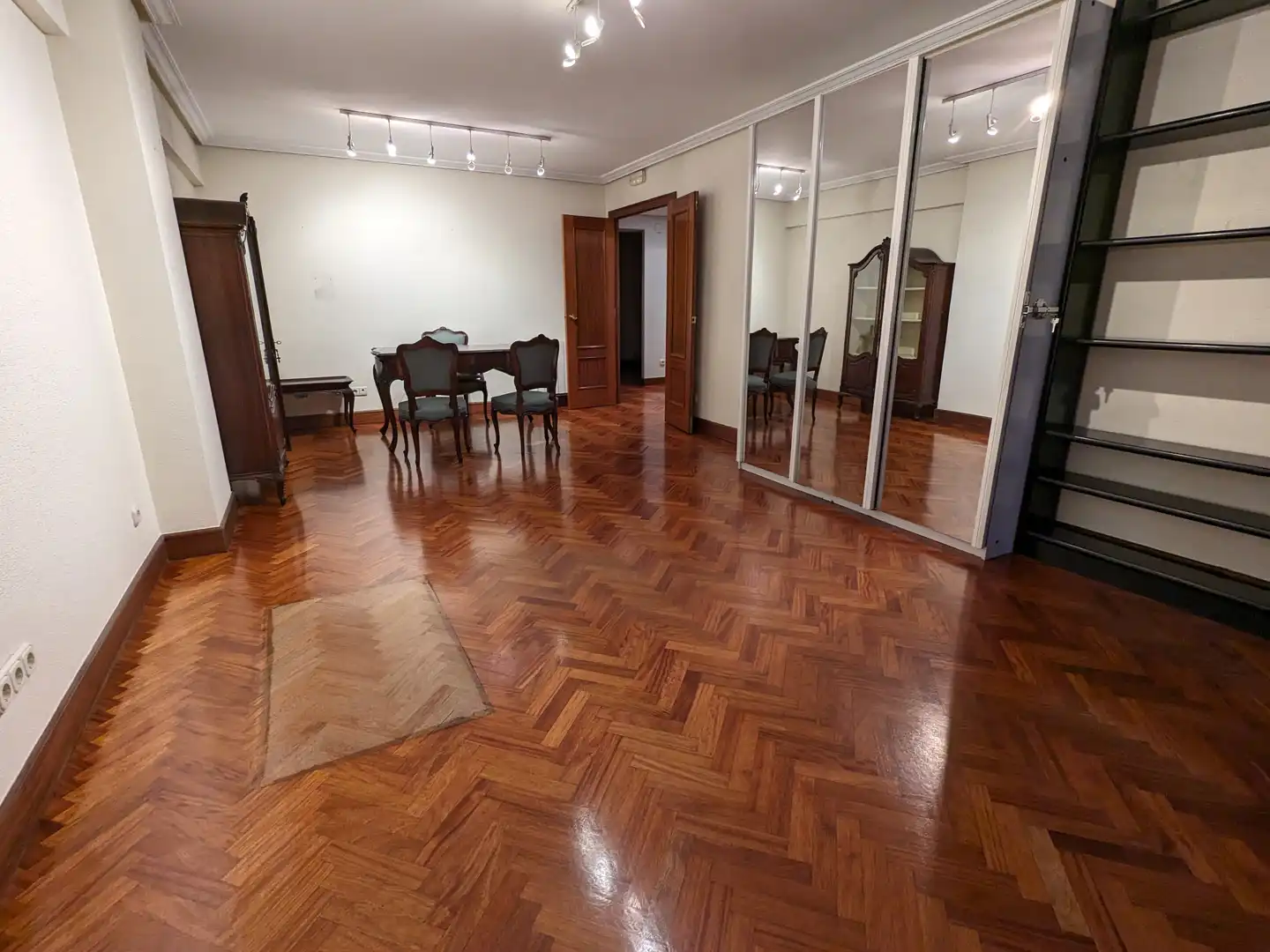 Comedor de Piso en venta en Errenteria con Calefacción y Balcón