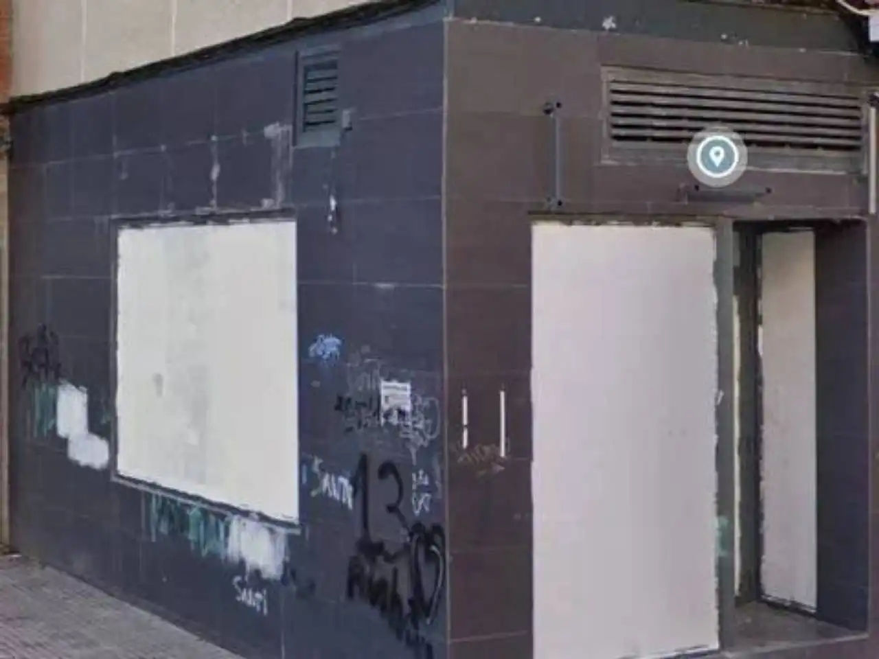 Gewerbefläche zum Verkauf in Calle Cl Constitucion