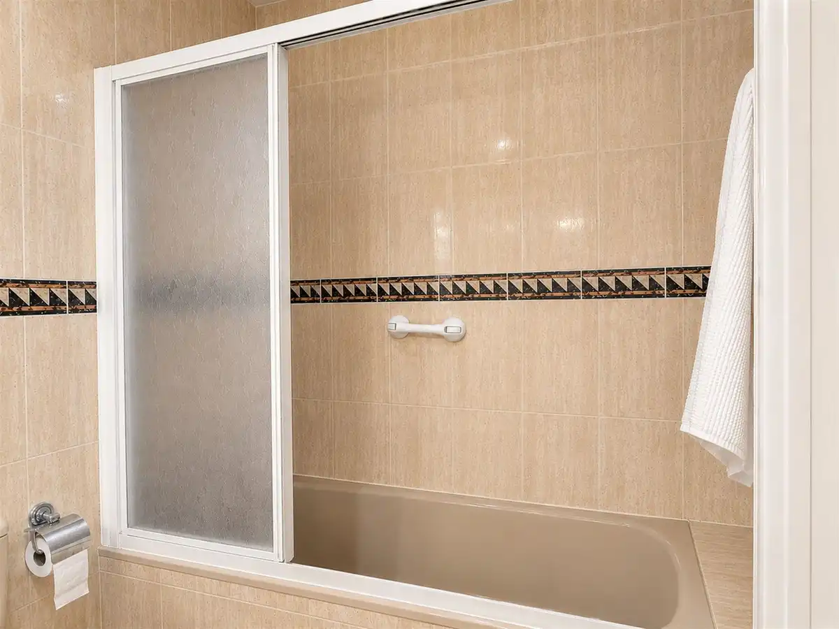 Bathroom of Apartments for sale in Mijas  with Air Conditioner, Heating and Terrace