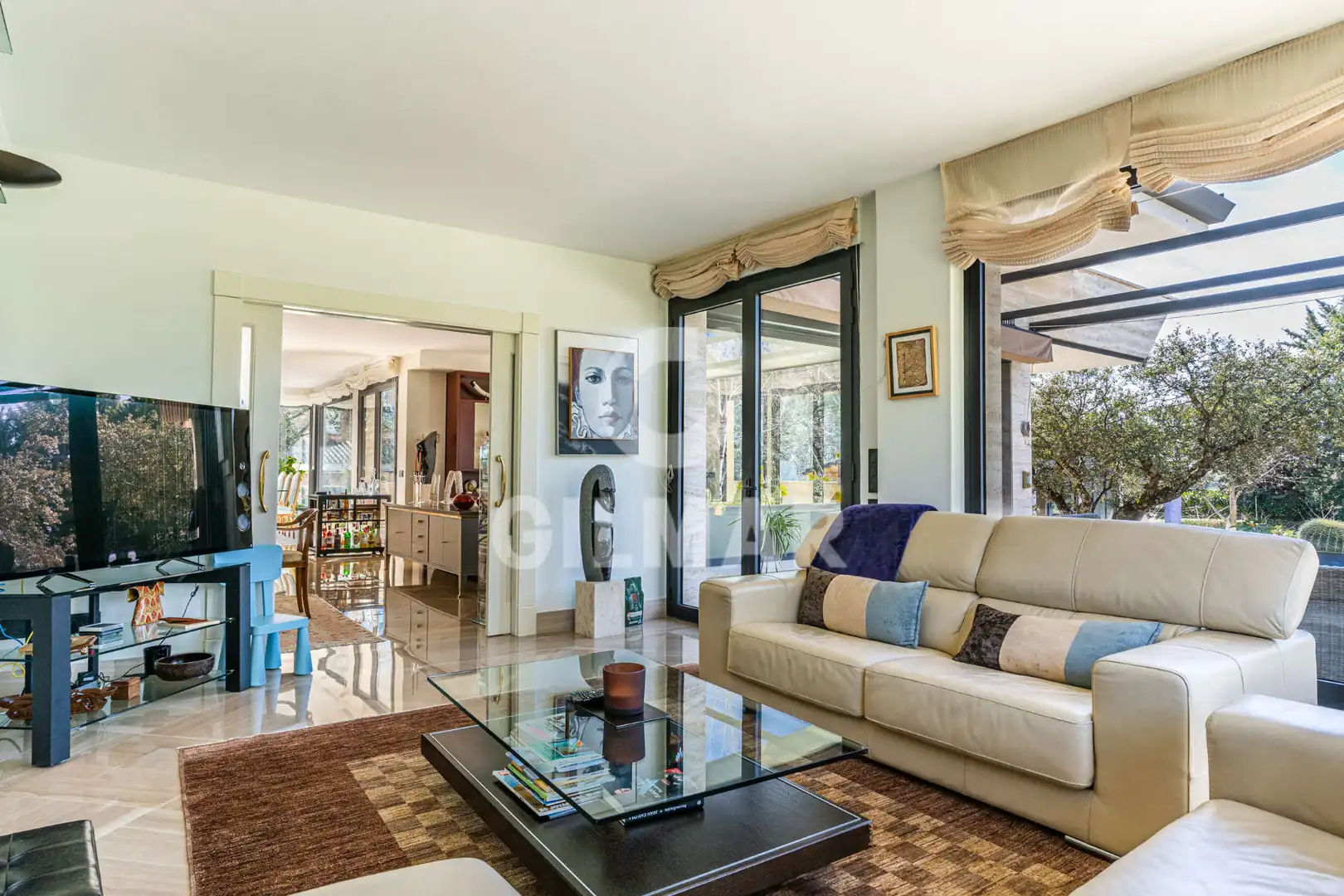 Sala de estar de Casa o chalet en venta en Las Rozas de Madrid con Aire acondicionado, Calefacción y Jardín privado