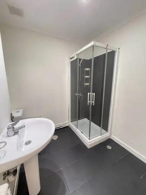 Bathroom of Flat for rent to own in Valladolid  with Heating, Terrace and Pets allowed