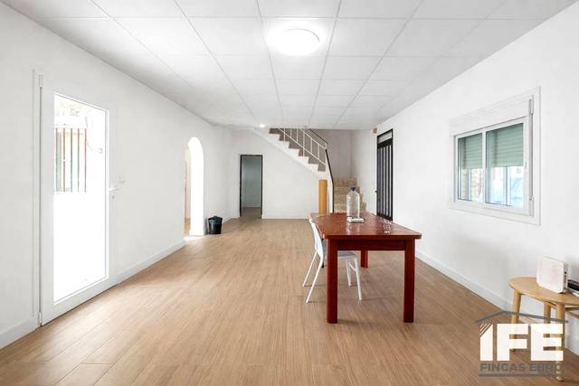 Casa-chalet en Venta en Luceni