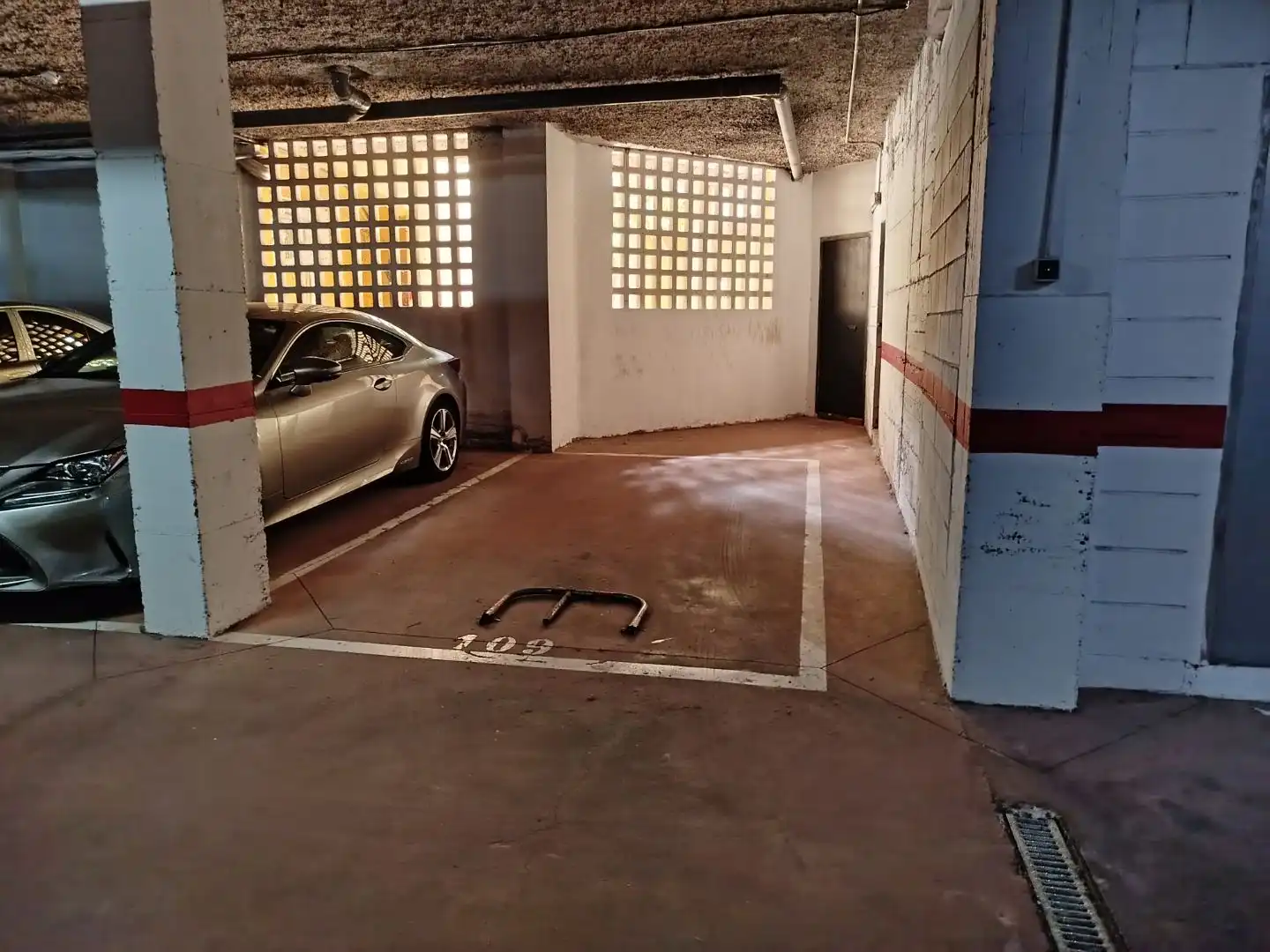 Parkplatz von Garage zur Miete in Málaga