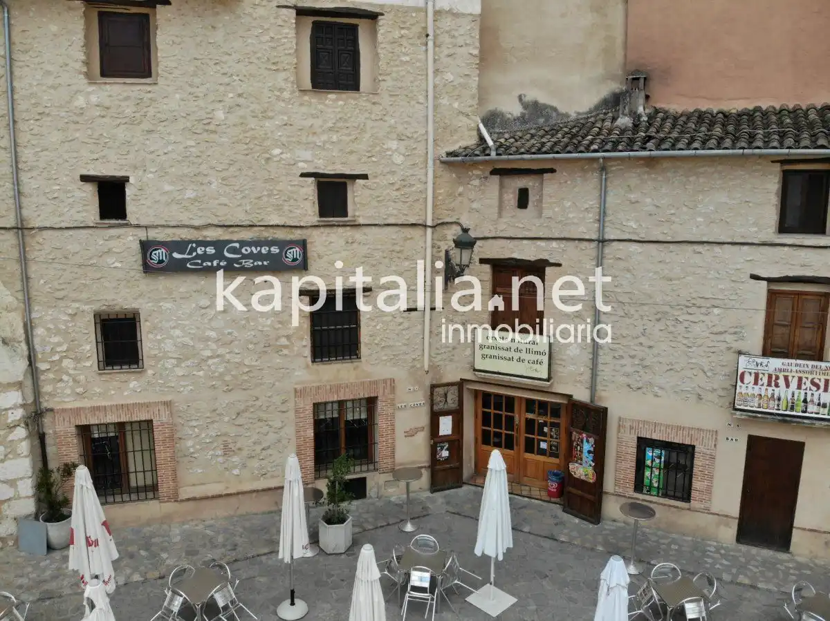 Commercial properties for sale in Bocairent  with Air Conditioner and Furnished