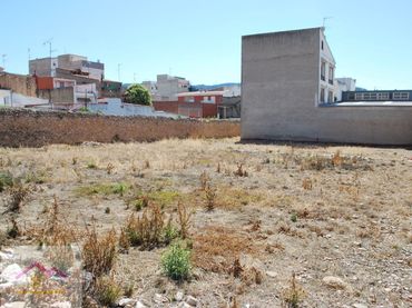 Terreny residencial en venda a Avenida Paseo Heroes De Marruecos 15