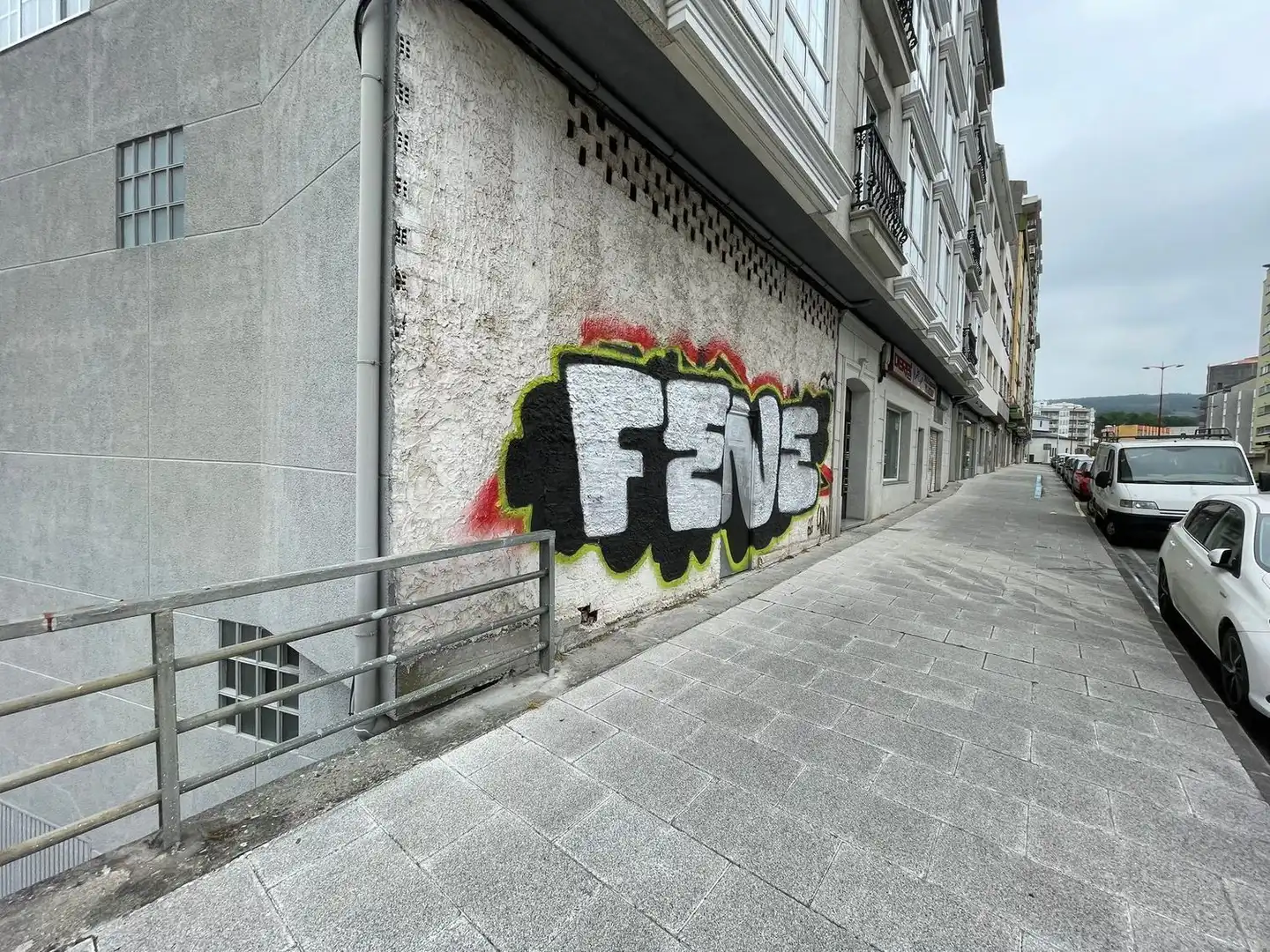Gewerbefläche zum Verkauf in Avenida das Pías 18, imagen 3