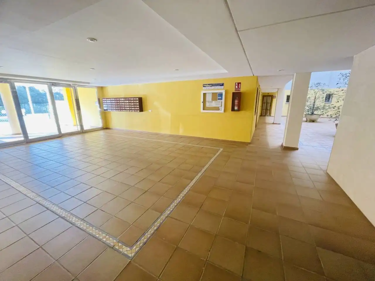 Flat for sale in Torrevieja  with Balcony and Community pool