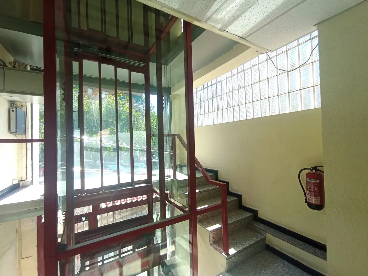 Business premises for sale in Carrer de la Costa Brava 3, imagen 5