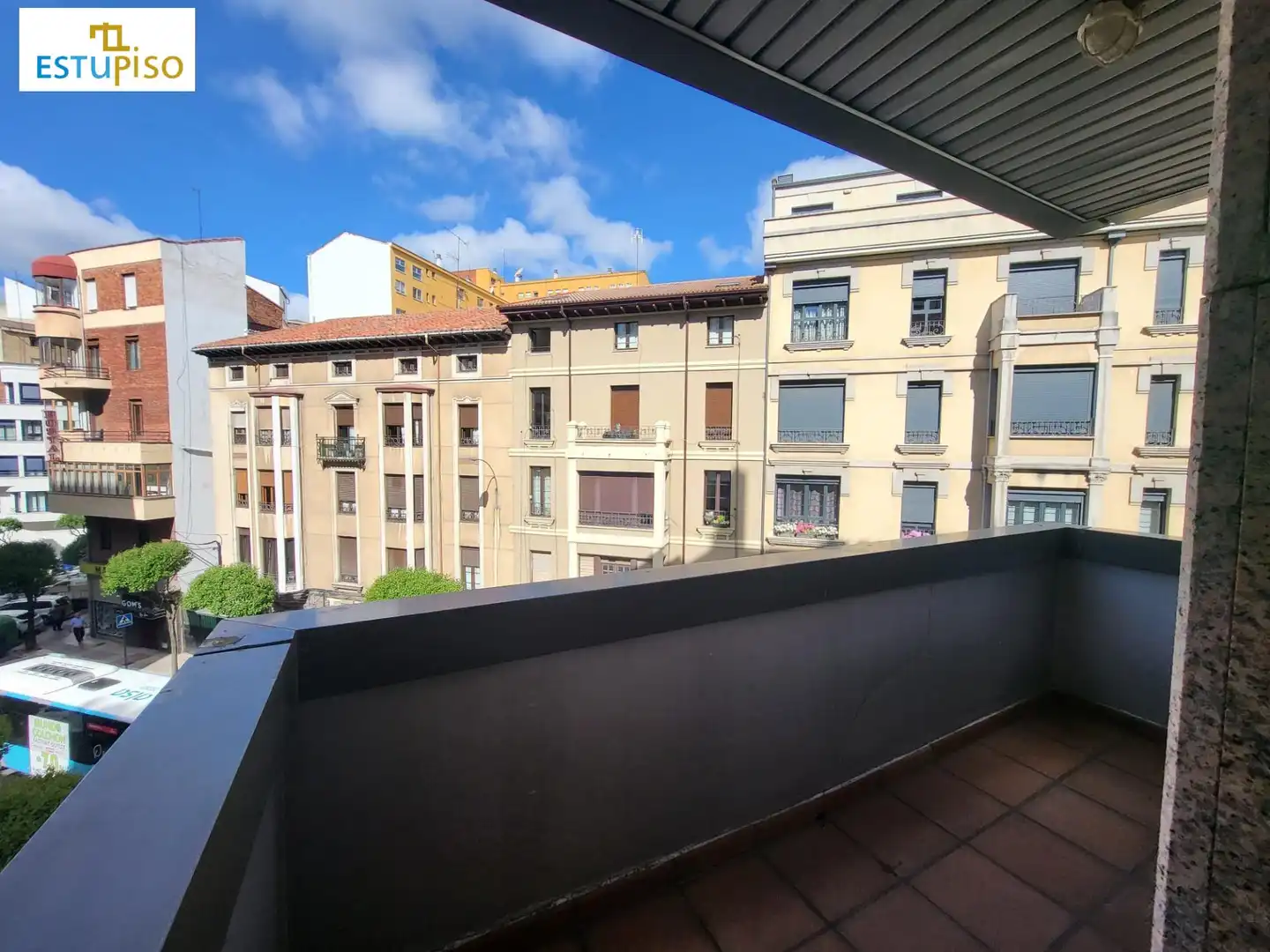 Balcony of Flat for rent in León Capital   with Balcony