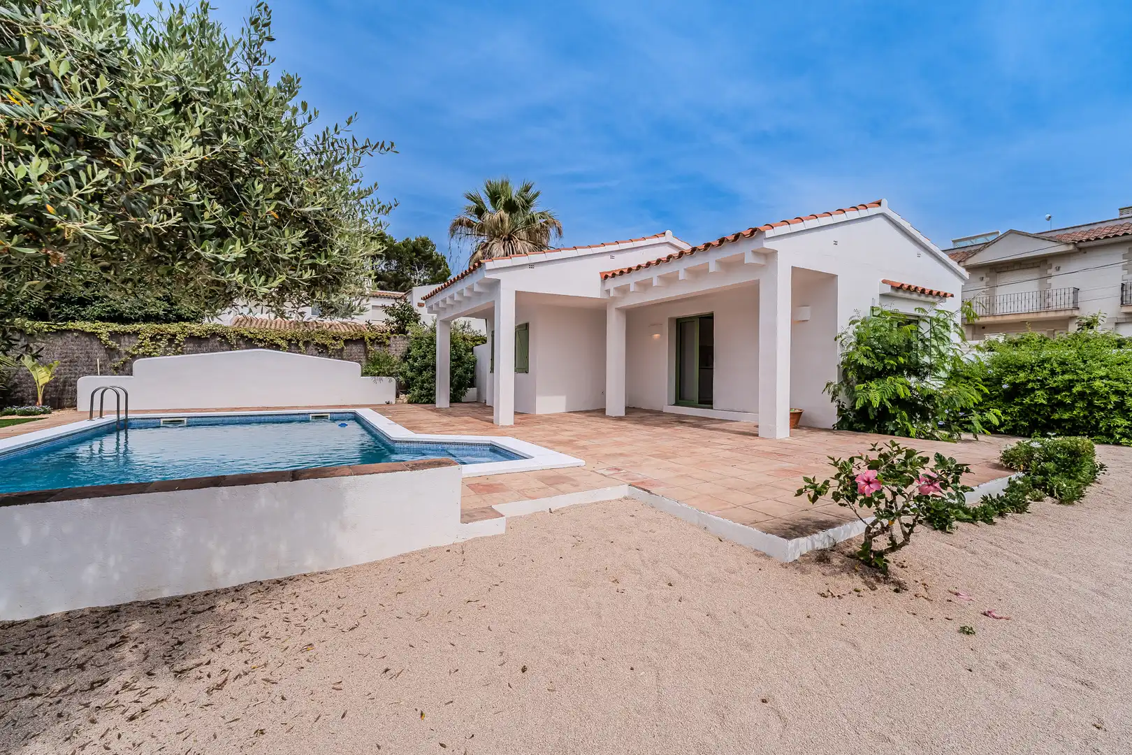 Exterior view of Houses for sale in L'Ametlla de Mar   with Air Conditioner, Heating and Private garden