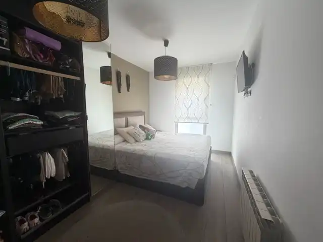 Bedroom of Flat for sale in Terrassa  with Air Conditioner, Heating and Storage room