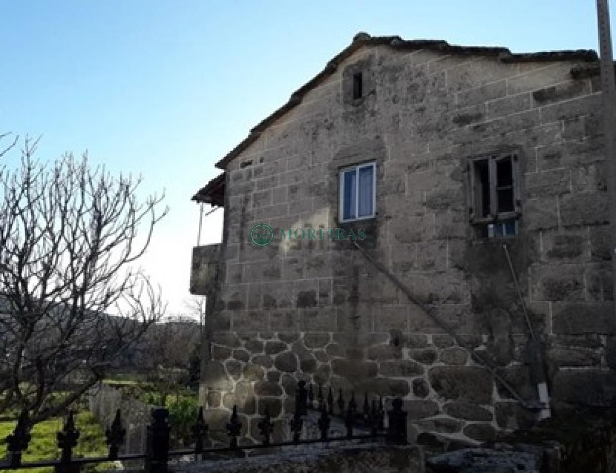 Exterior view of House or chalet for sale in A Gudiña   with Heating and Private garden